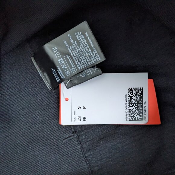 NWT Black Biker Shorts Sz S NEVER WORN! - Picture 9 of 11